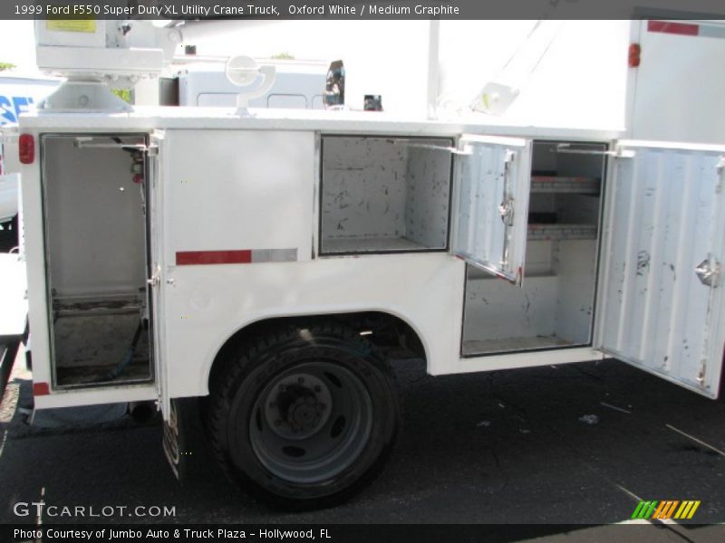  1999 F550 Super Duty XL Utility Crane Truck Oxford White
