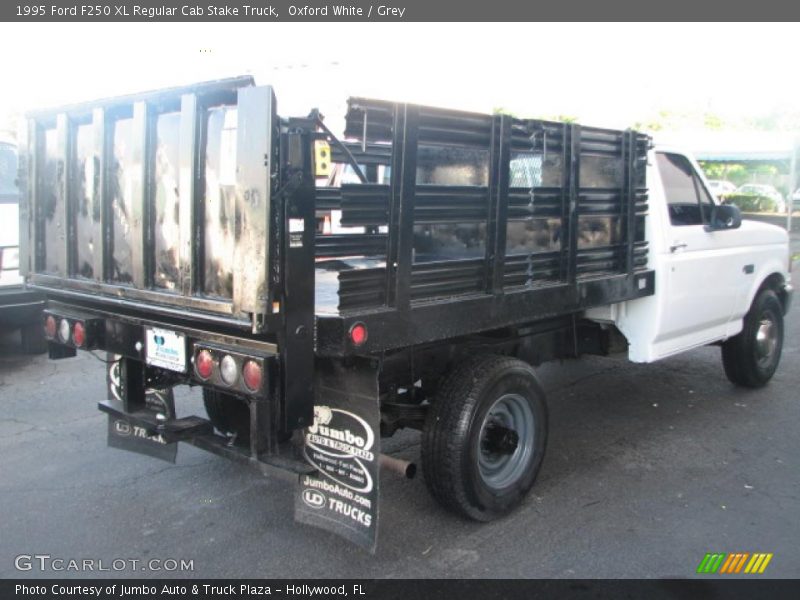 Oxford White / Grey 1995 Ford F250 XL Regular Cab Stake Truck