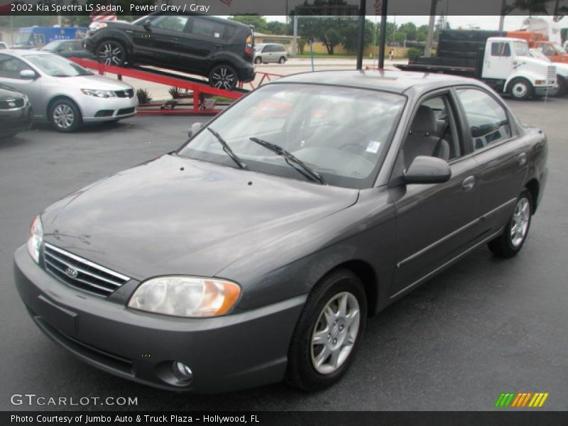 Pewter Gray / Gray 2002 Kia Spectra LS Sedan