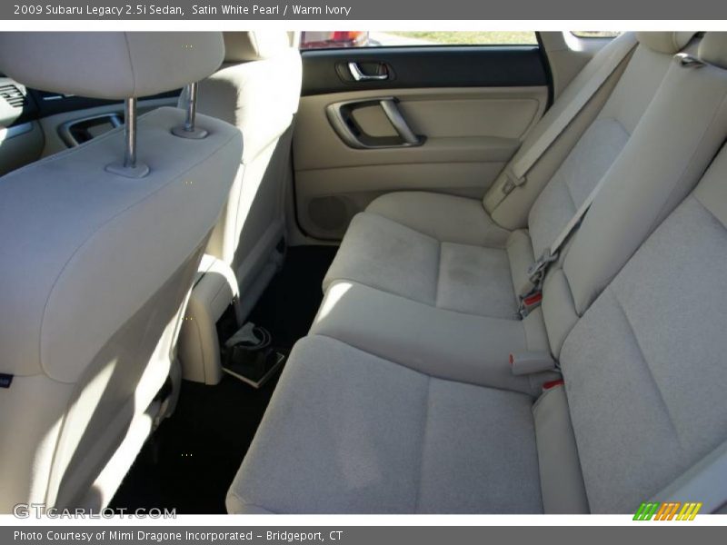  2009 Legacy 2.5i Sedan Warm Ivory Interior