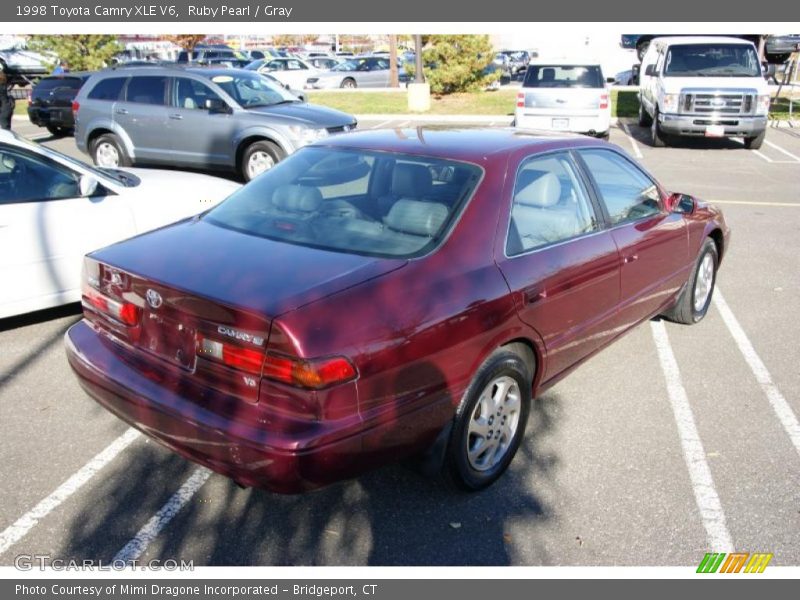 Ruby Pearl / Gray 1998 Toyota Camry XLE V6