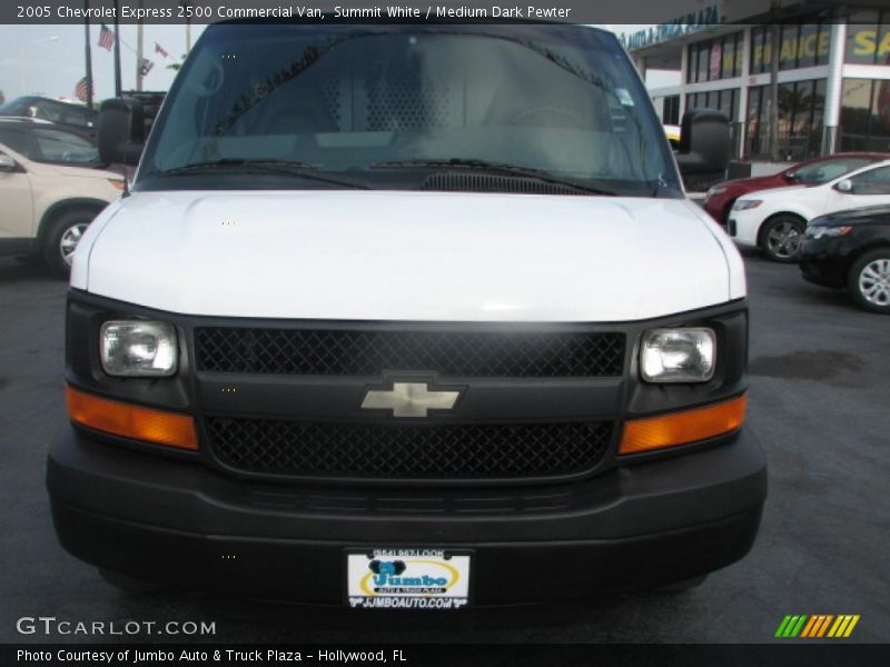 Summit White / Medium Dark Pewter 2005 Chevrolet Express 2500 Commercial Van