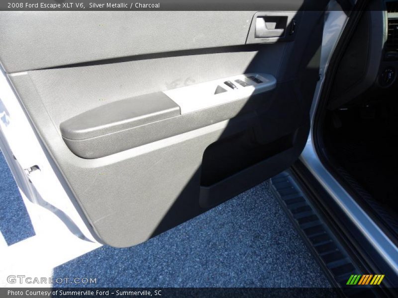 Silver Metallic / Charcoal 2008 Ford Escape XLT V6