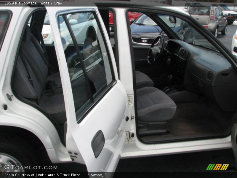 White / Gray 1999 Kia Sportage