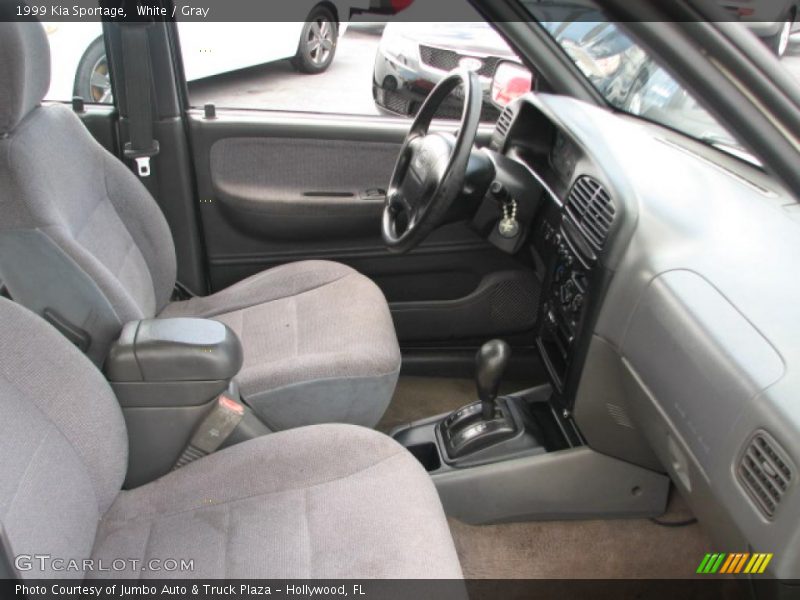 White / Gray 1999 Kia Sportage