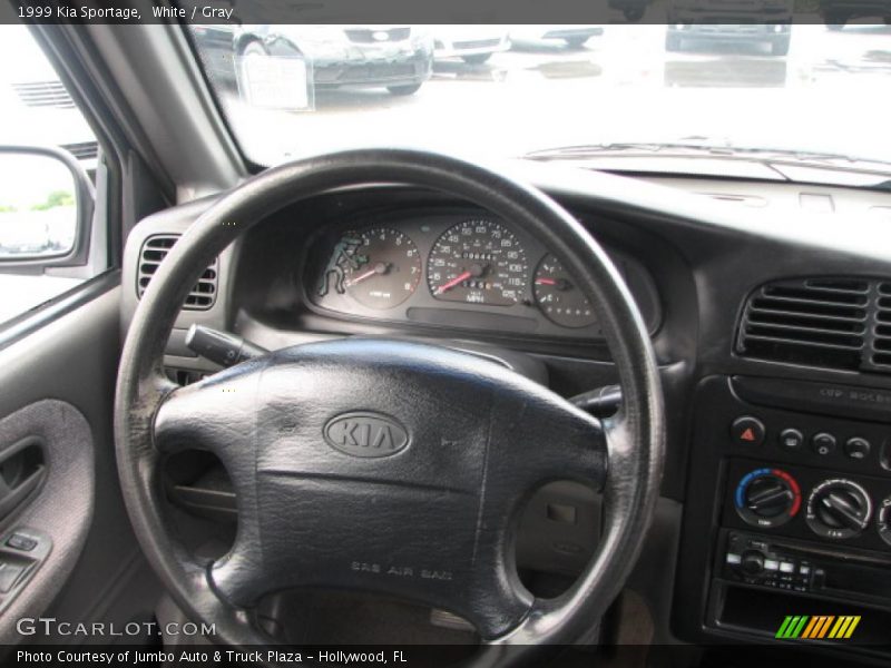 White / Gray 1999 Kia Sportage