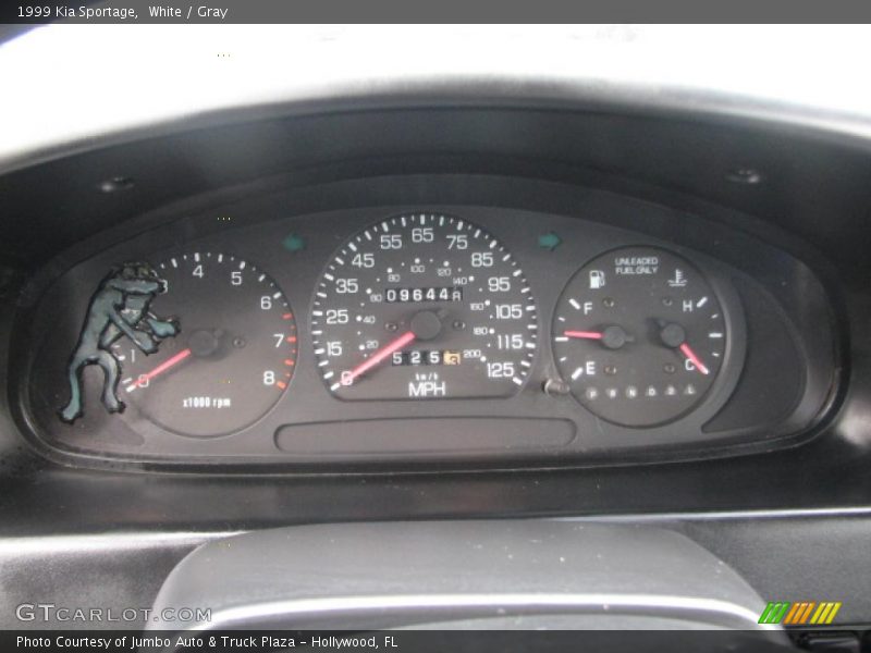 White / Gray 1999 Kia Sportage