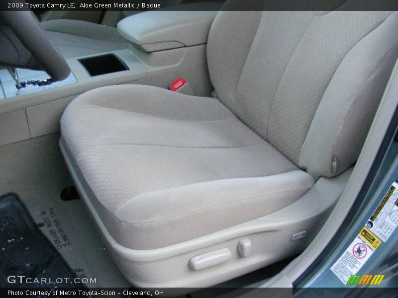 Aloe Green Metallic / Bisque 2009 Toyota Camry LE