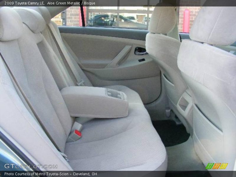 Aloe Green Metallic / Bisque 2009 Toyota Camry LE