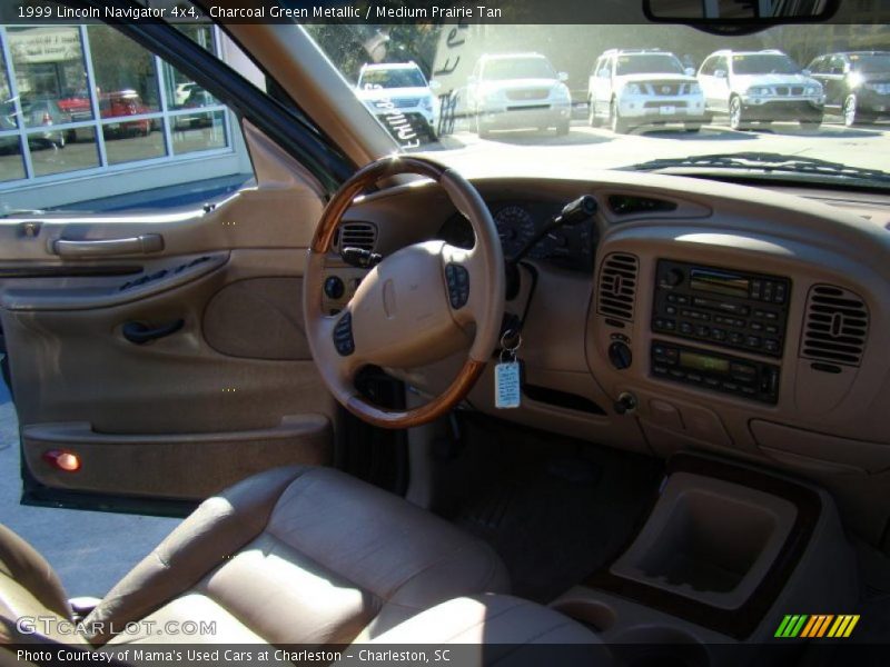 Charcoal Green Metallic / Medium Prairie Tan 1999 Lincoln Navigator 4x4