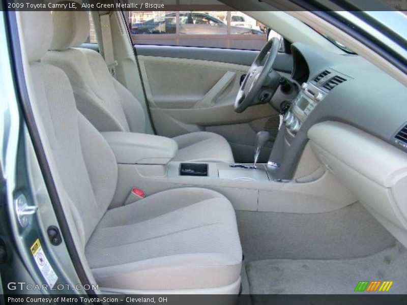 Aloe Green Metallic / Bisque 2009 Toyota Camry LE
