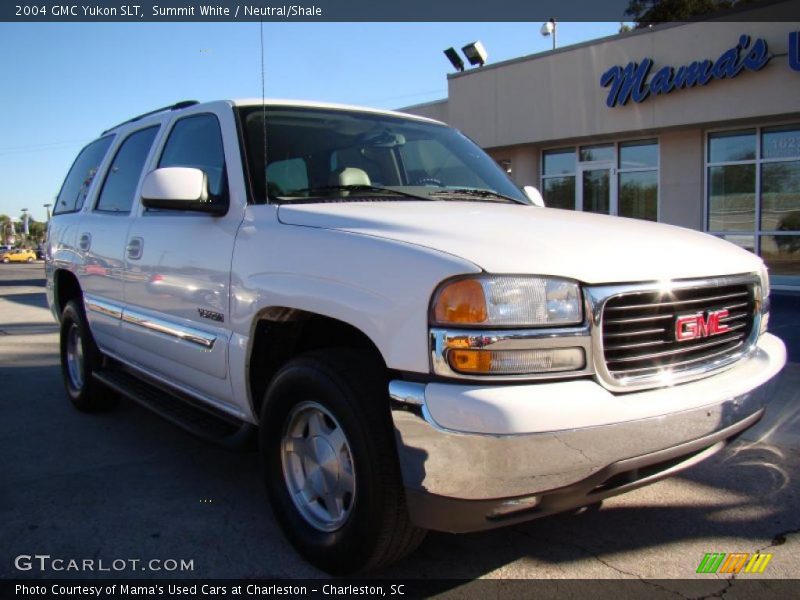 Summit White / Neutral/Shale 2004 GMC Yukon SLT