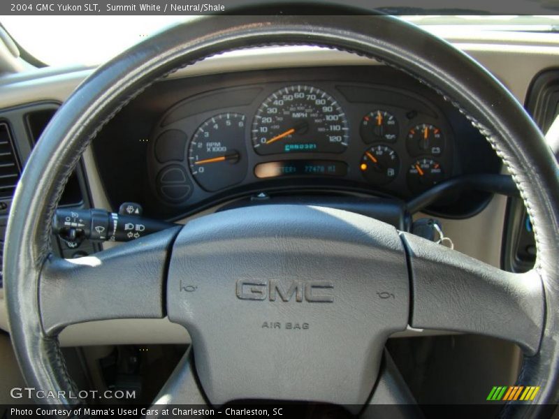 Summit White / Neutral/Shale 2004 GMC Yukon SLT
