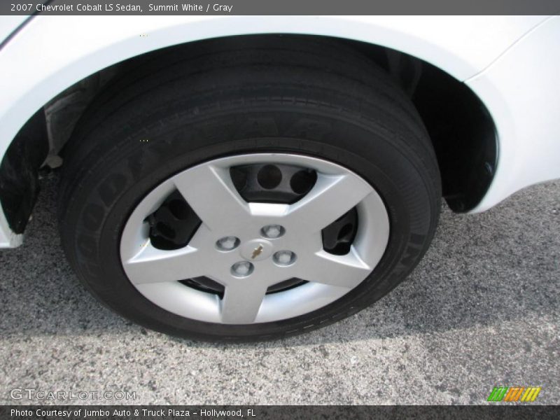 Summit White / Gray 2007 Chevrolet Cobalt LS Sedan