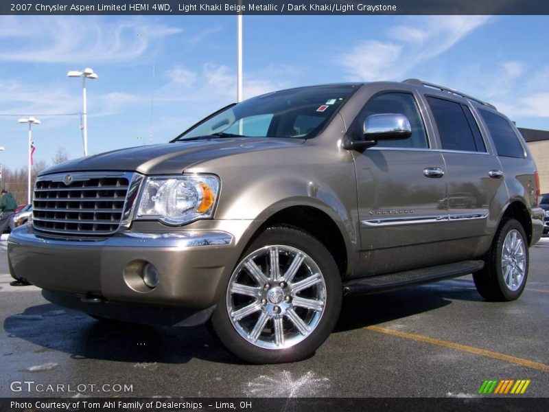 Light Khaki Beige Metallic / Dark Khaki/Light Graystone 2007 Chrysler Aspen Limited HEMI 4WD