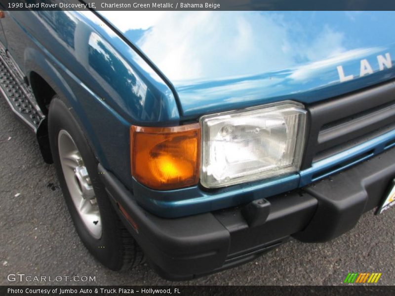 Charleston Green Metallic / Bahama Beige 1998 Land Rover Discovery LE