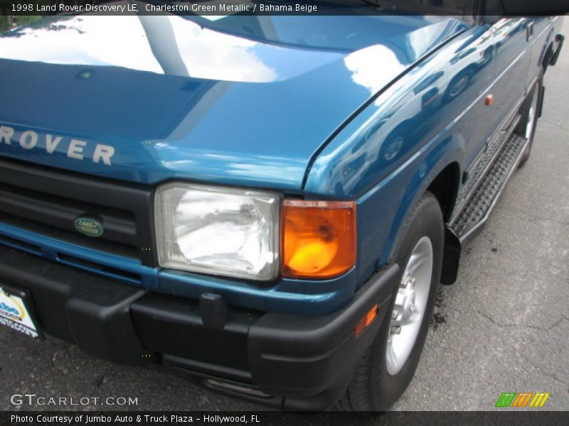 Charleston Green Metallic / Bahama Beige 1998 Land Rover Discovery LE