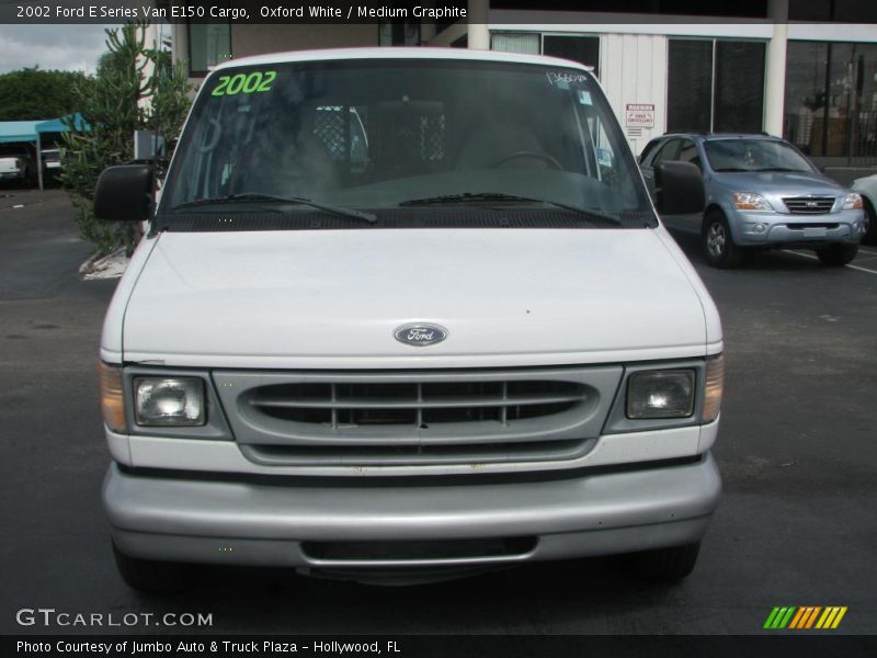 Oxford White / Medium Graphite 2002 Ford E Series Van E150 Cargo