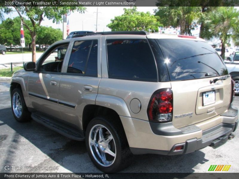 Sandstone Metallic / Light Cashmere/Ebony 2005 Chevrolet TrailBlazer LT