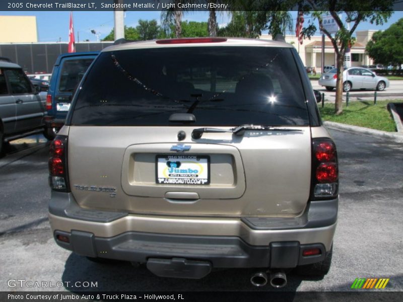 Sandstone Metallic / Light Cashmere/Ebony 2005 Chevrolet TrailBlazer LT