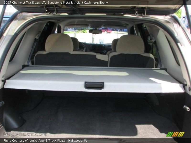 Sandstone Metallic / Light Cashmere/Ebony 2005 Chevrolet TrailBlazer LT