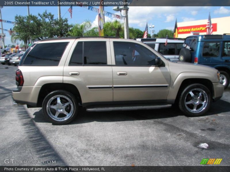 Sandstone Metallic / Light Cashmere/Ebony 2005 Chevrolet TrailBlazer LT