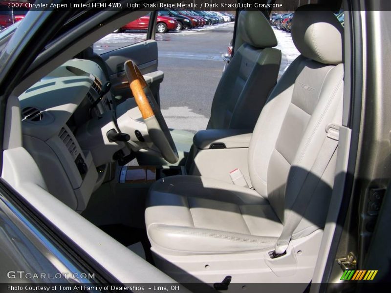 Light Khaki Beige Metallic / Dark Khaki/Light Graystone 2007 Chrysler Aspen Limited HEMI 4WD