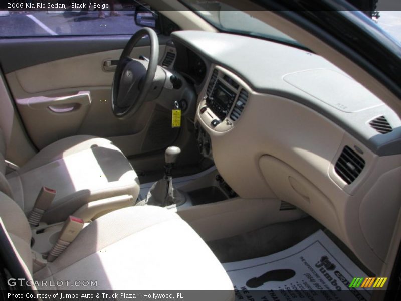 Black / Beige 2006 Kia Rio Sedan
