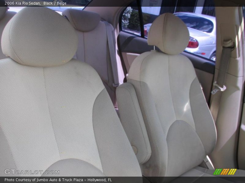 Black / Beige 2006 Kia Rio Sedan