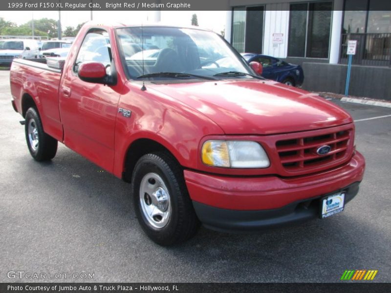 Front 3/4 View of 1999 F150 XL Regular Cab