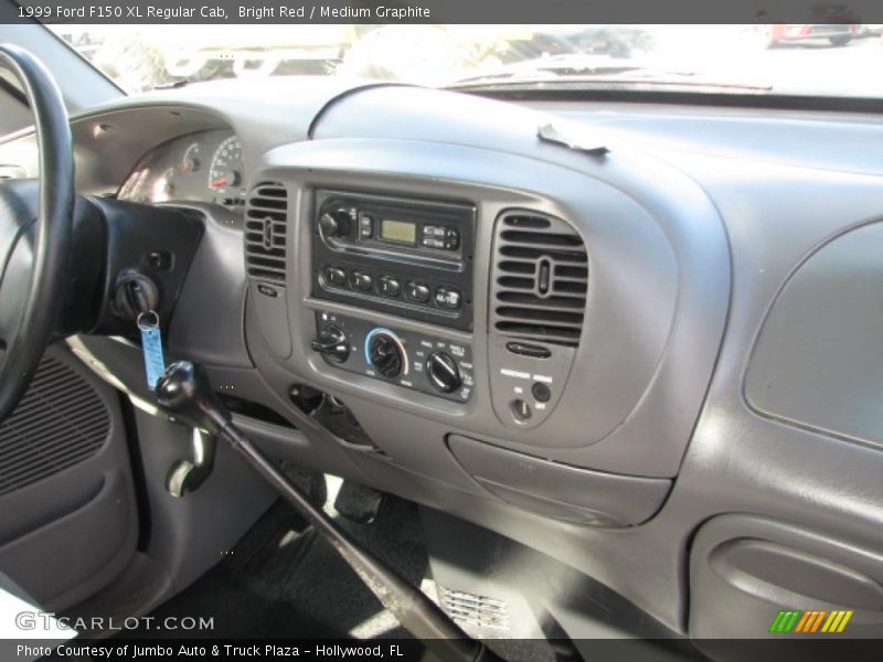 Bright Red / Medium Graphite 1999 Ford F150 XL Regular Cab