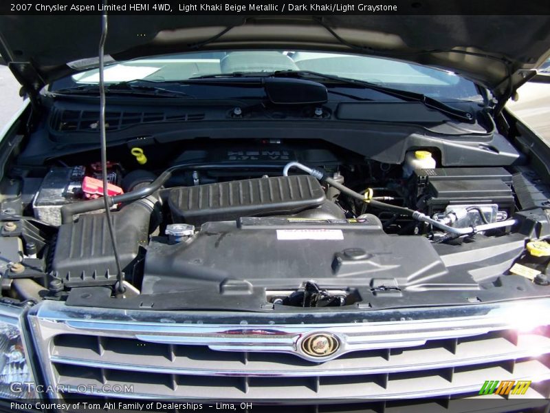 Light Khaki Beige Metallic / Dark Khaki/Light Graystone 2007 Chrysler Aspen Limited HEMI 4WD
