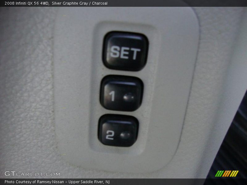 Controls of 2008 QX 56 4WD