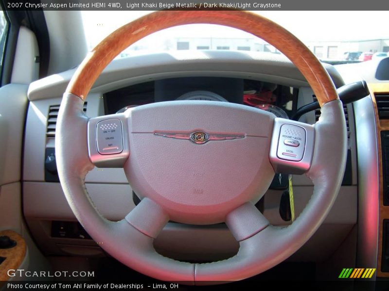 Light Khaki Beige Metallic / Dark Khaki/Light Graystone 2007 Chrysler Aspen Limited HEMI 4WD