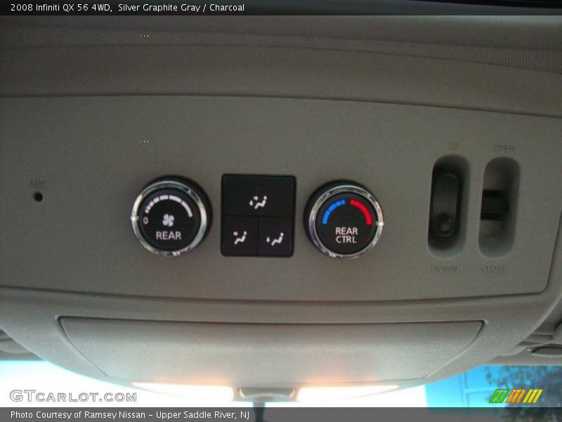 Controls of 2008 QX 56 4WD