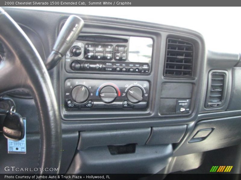 Controls of 2000 Silverado 1500 Extended Cab