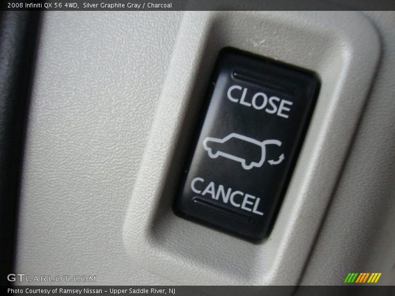 Controls of 2008 QX 56 4WD