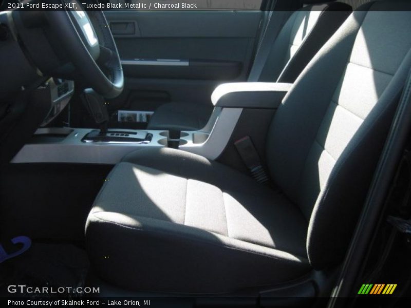 Tuxedo Black Metallic / Charcoal Black 2011 Ford Escape XLT
