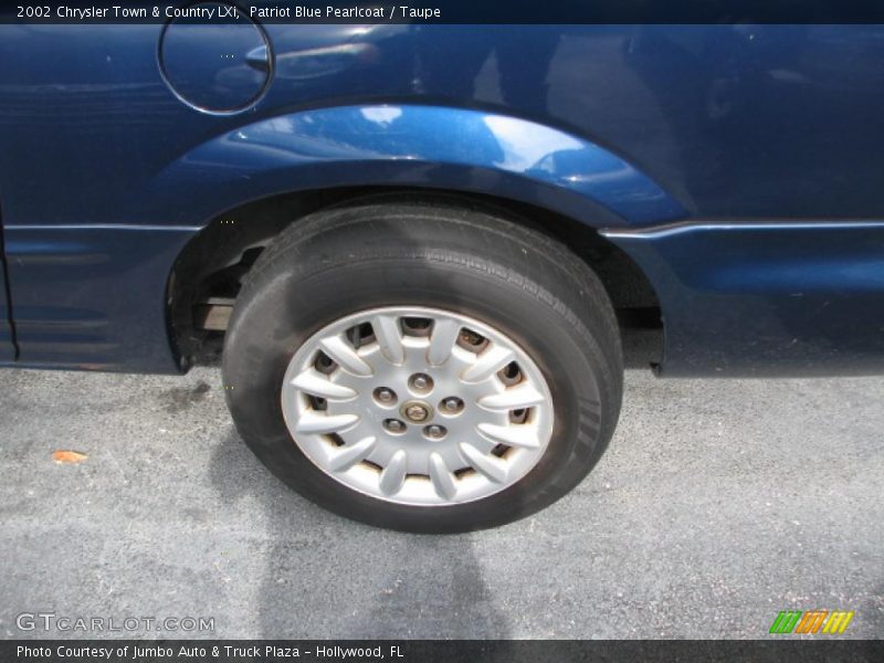  2002 Town & Country LXi Wheel