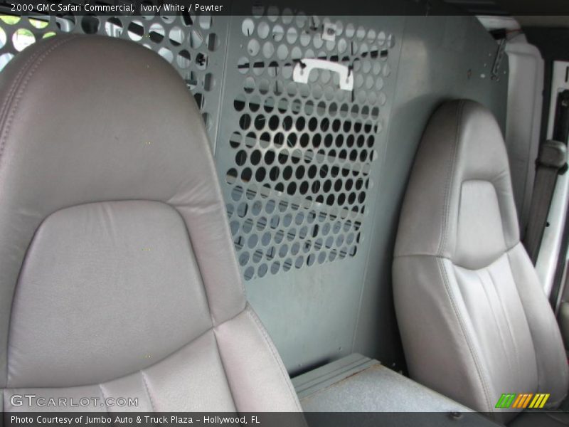 Ivory White / Pewter 2000 GMC Safari Commercial