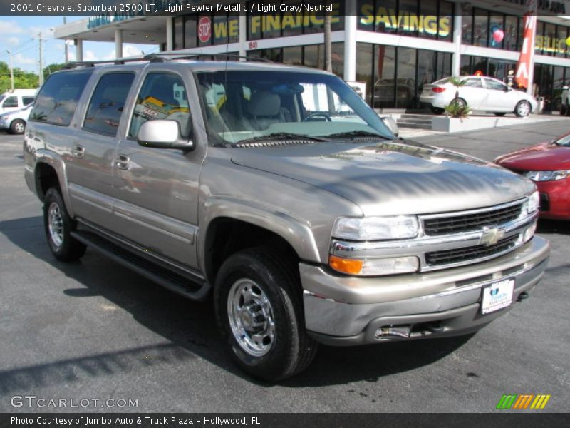 Light Pewter Metallic / Light Gray/Neutral 2001 Chevrolet Suburban 2500 LT