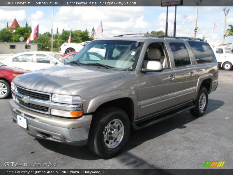 Light Pewter Metallic / Light Gray/Neutral 2001 Chevrolet Suburban 2500 LT