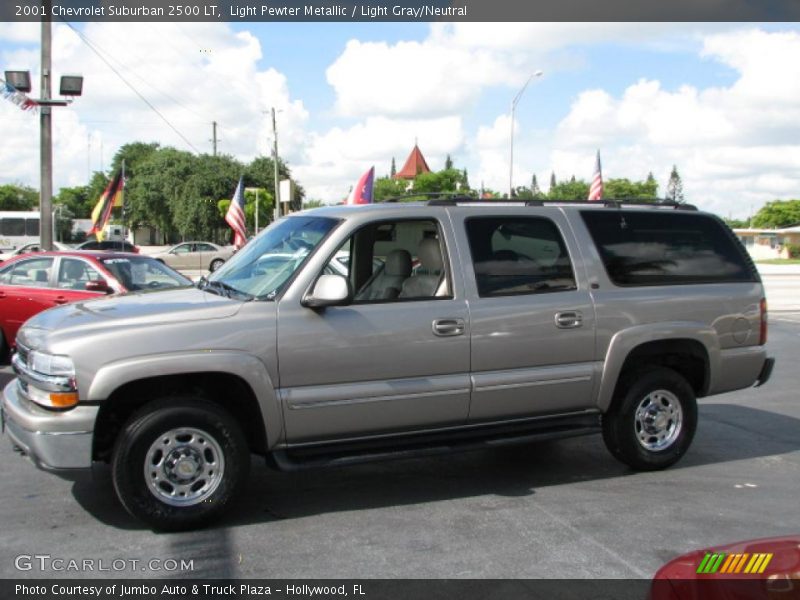 Light Pewter Metallic / Light Gray/Neutral 2001 Chevrolet Suburban 2500 LT
