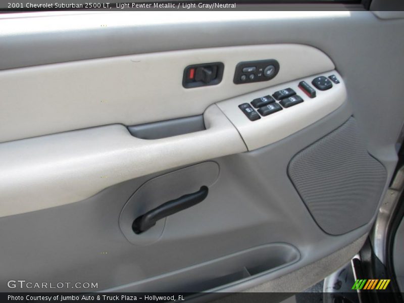 Light Pewter Metallic / Light Gray/Neutral 2001 Chevrolet Suburban 2500 LT