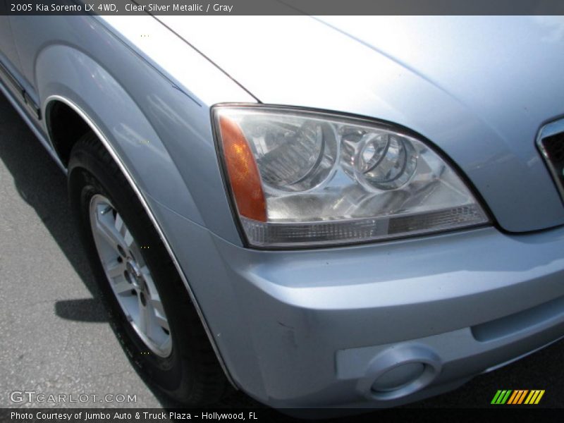 Clear Silver Metallic / Gray 2005 Kia Sorento LX 4WD