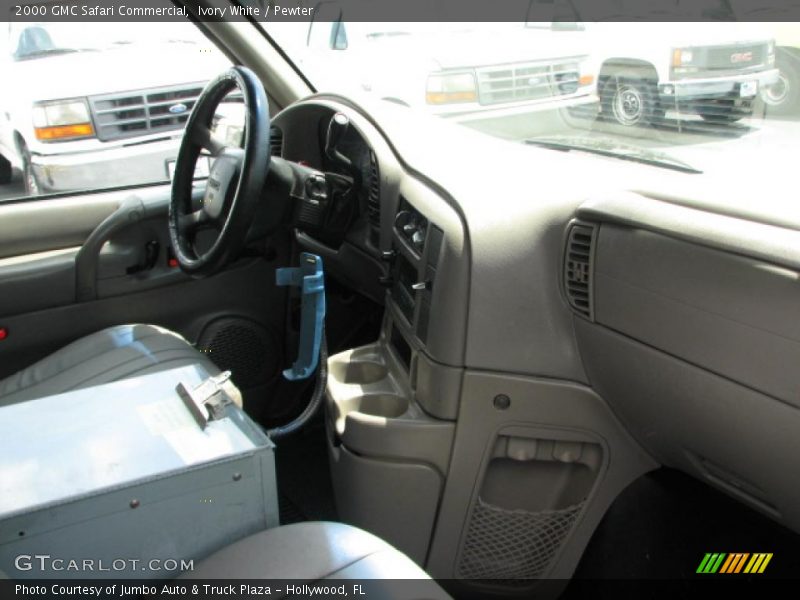 Ivory White / Pewter 2000 GMC Safari Commercial