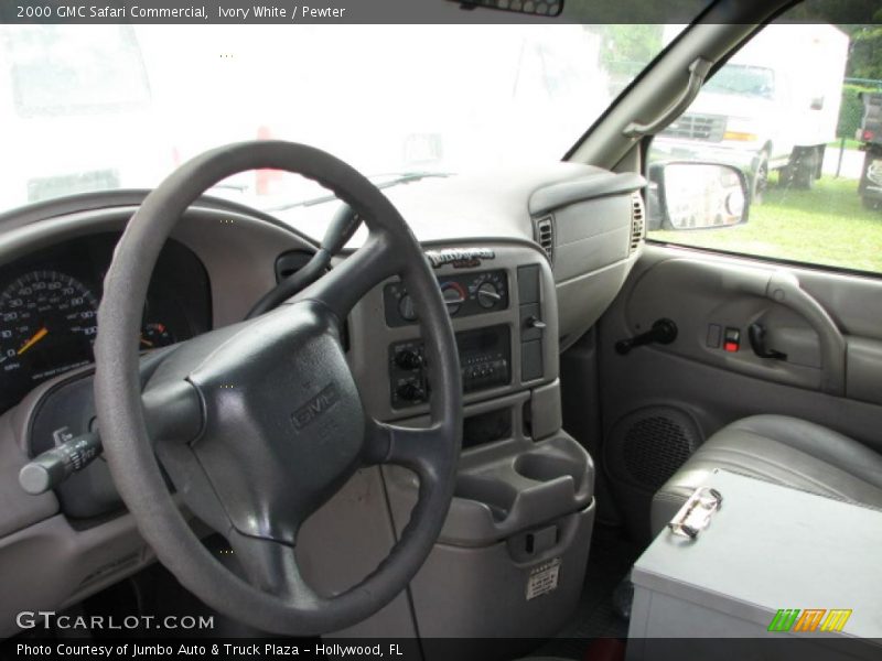 Ivory White / Pewter 2000 GMC Safari Commercial