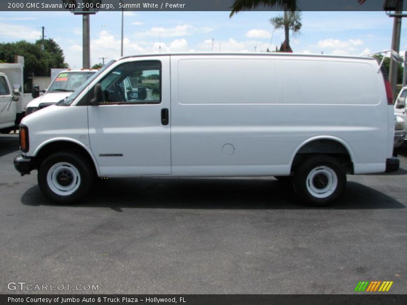  2000 Savana Van 2500 Cargo Summit White