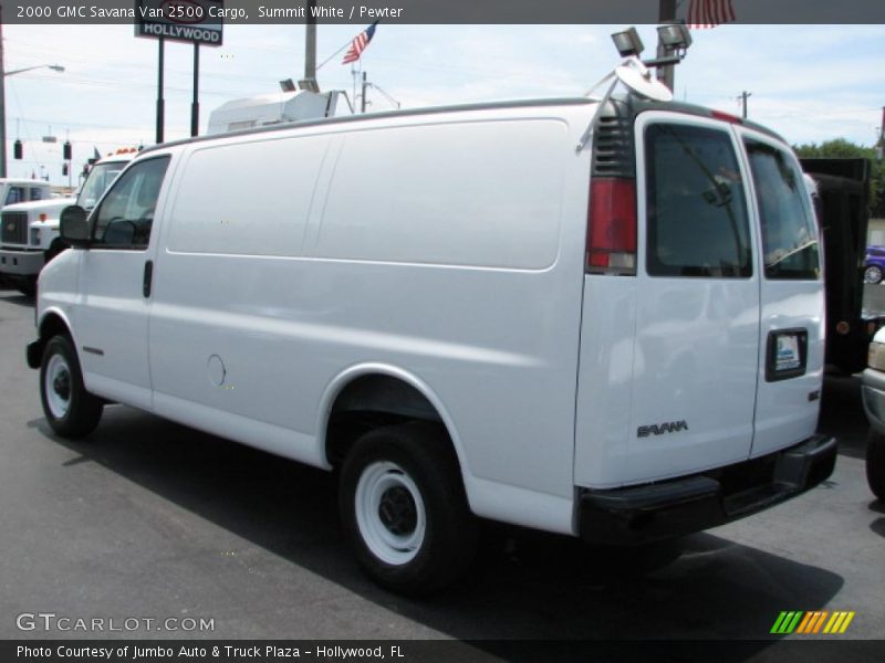  2000 Savana Van 2500 Cargo Summit White