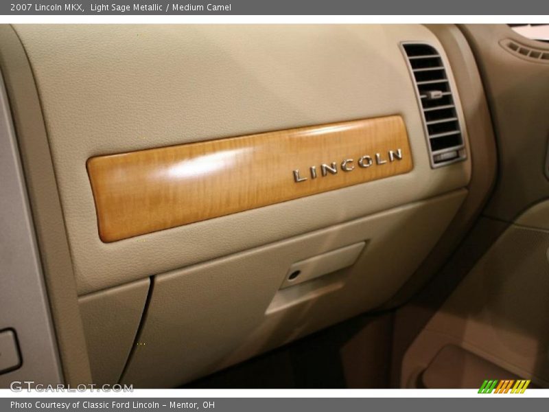Light Sage Metallic / Medium Camel 2007 Lincoln MKX